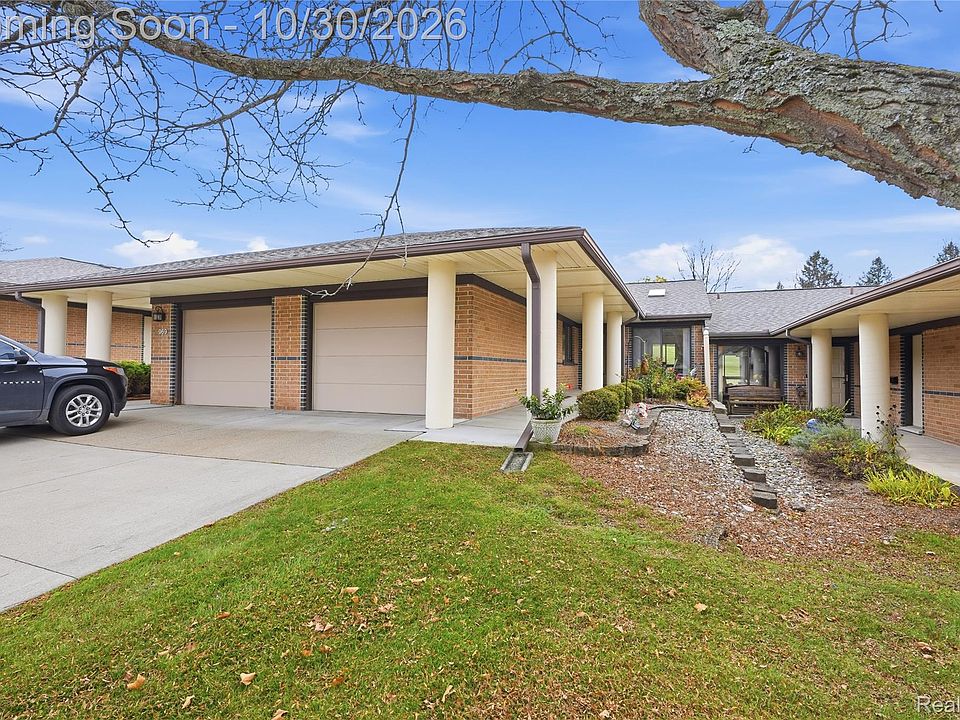 1st image of 971 Wexford Way