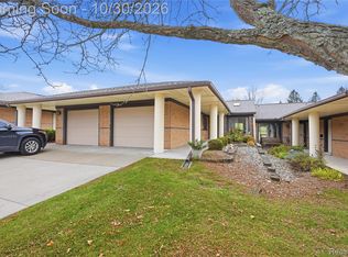 971 Wexford Way, Rochester, MI 48307