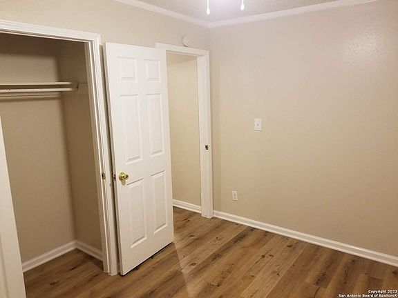 4th image of 513 BEE ST