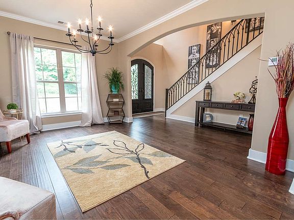 3rd image of 11037 Silsbe Ln