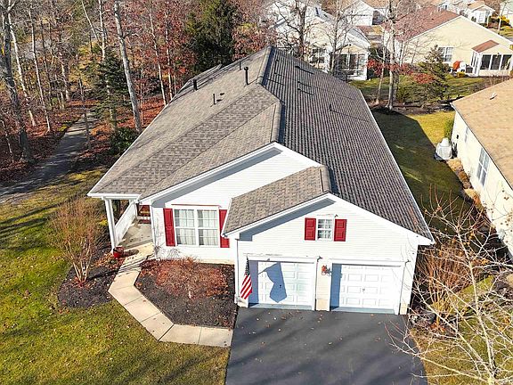 2nd image of 1 Marlowe Ct