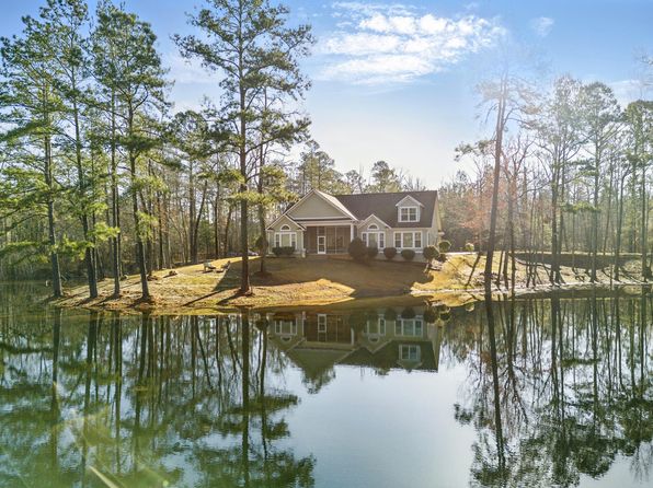 630 Parkside Dr, Aiken, SC 29803