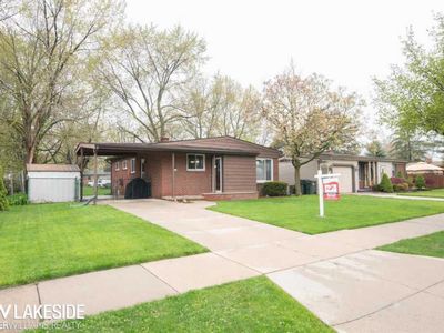 22936 Avalon St, Saint Clair Shores, MI, 48080