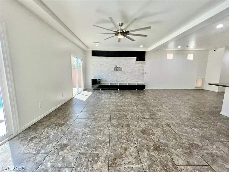 8412 Golden Amber St — Photo 11
