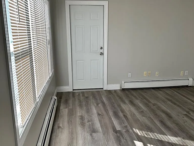 3185 Buckingham Ave — Photo 10