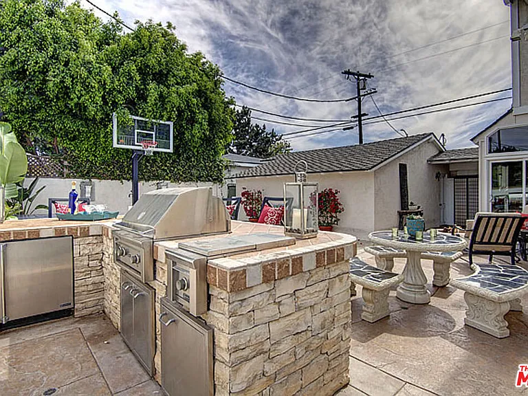 6322 W 78th Pl — Photo 23
