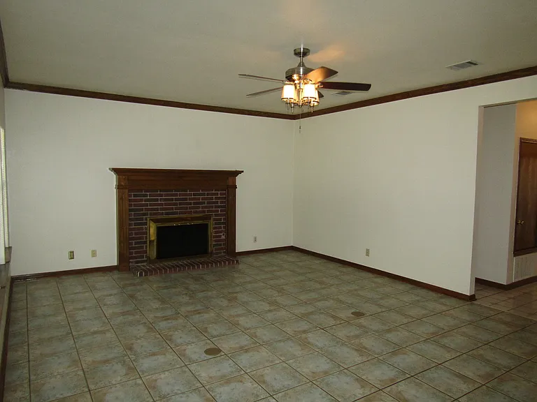 6106 John Chisum Ln — Photo 30