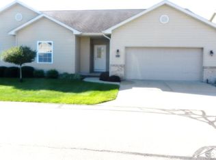 2624 Kitty Hawk Cir #39, Midland, MI 48642