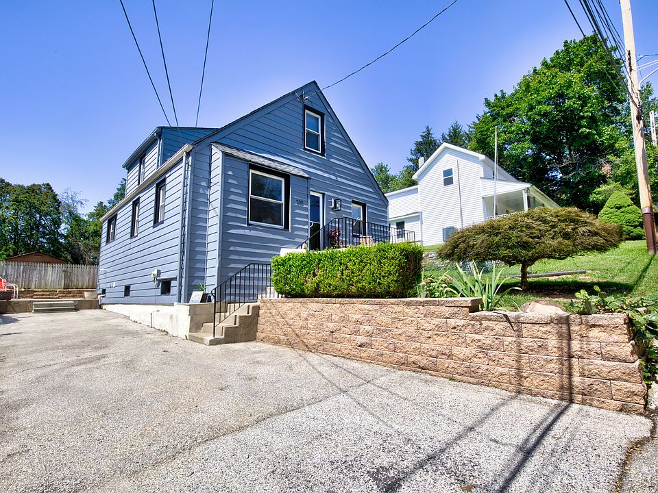 Private driveway-multiple cars