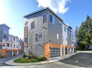 18242 73rd Ave NE, Kenmore, WA 98028