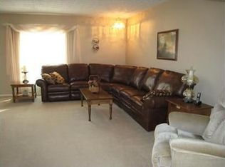 2396 Sonnington Dr, Dublin, OH 43016