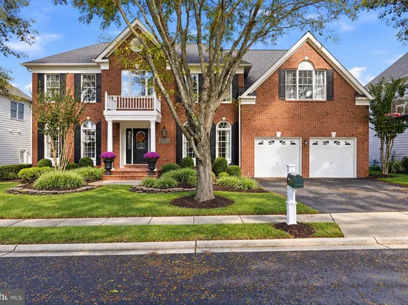 19928 Hazeltine Pl, Ashburn, VA 20147