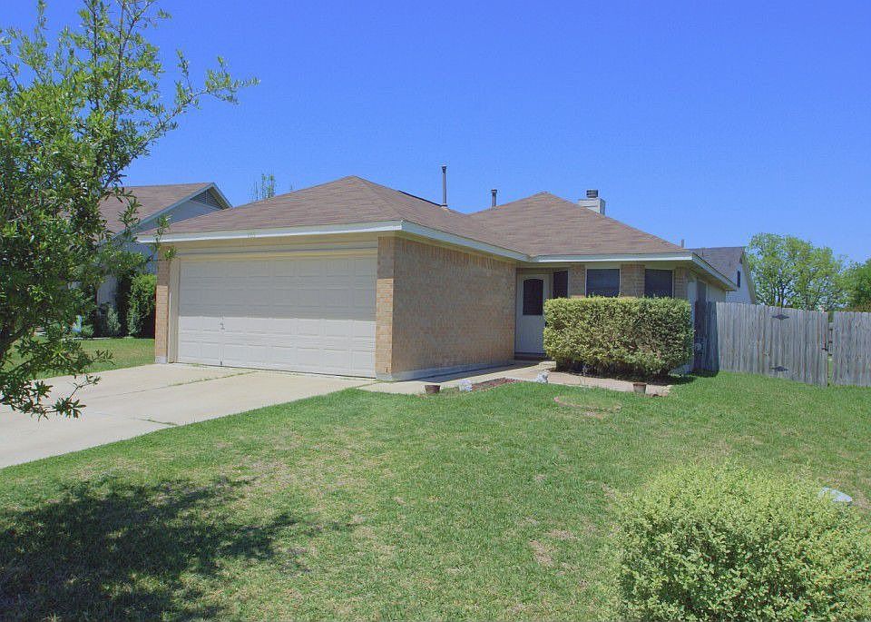 1st image of 105 Cotton Creek Way