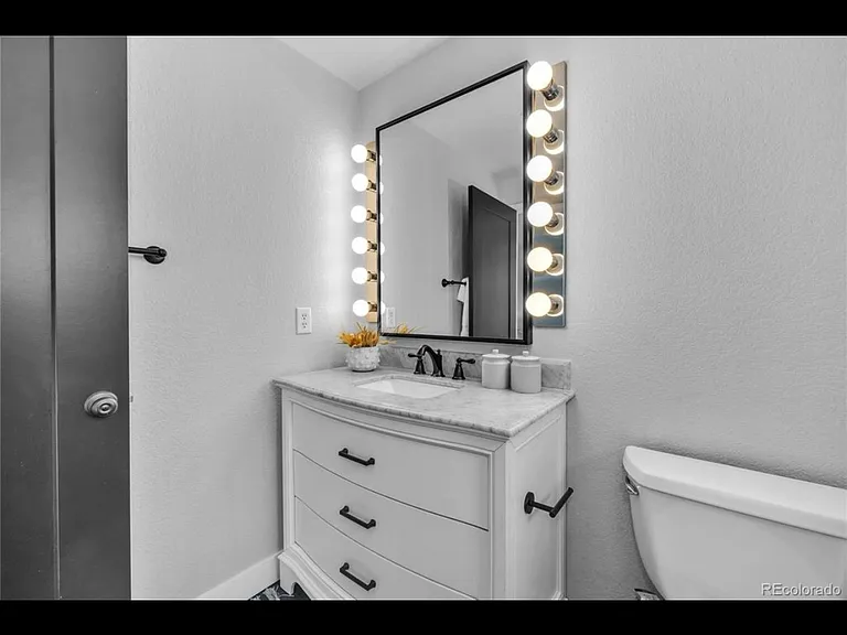 2999 Lawrence St #301 — Photo 7