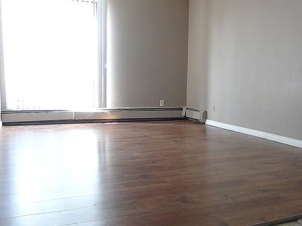 Cochrane House Apartments, 205 Ross Ave, Cochrane, AB T4C 1S8