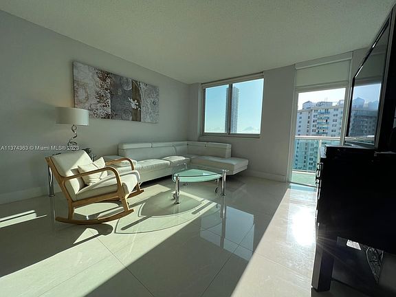 3rd image of 19380 Collins Ave APT 1116