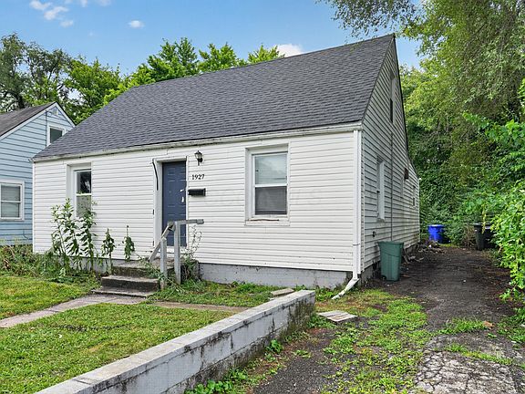 2nd image of 1927 Gault St