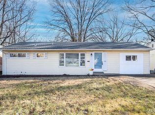 10144 Dellridge Ln, Saint Louis, MO