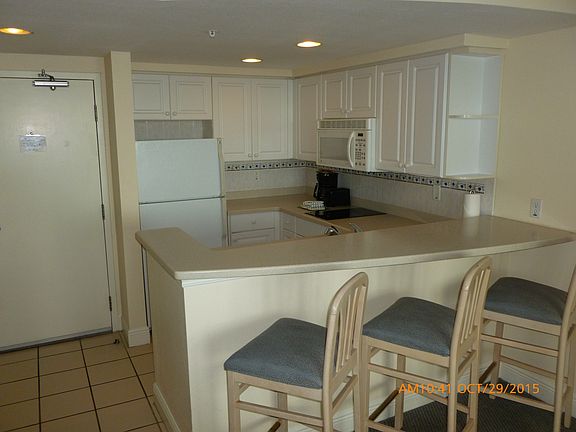 5th image of 2700 N Atlantic Ave #1107