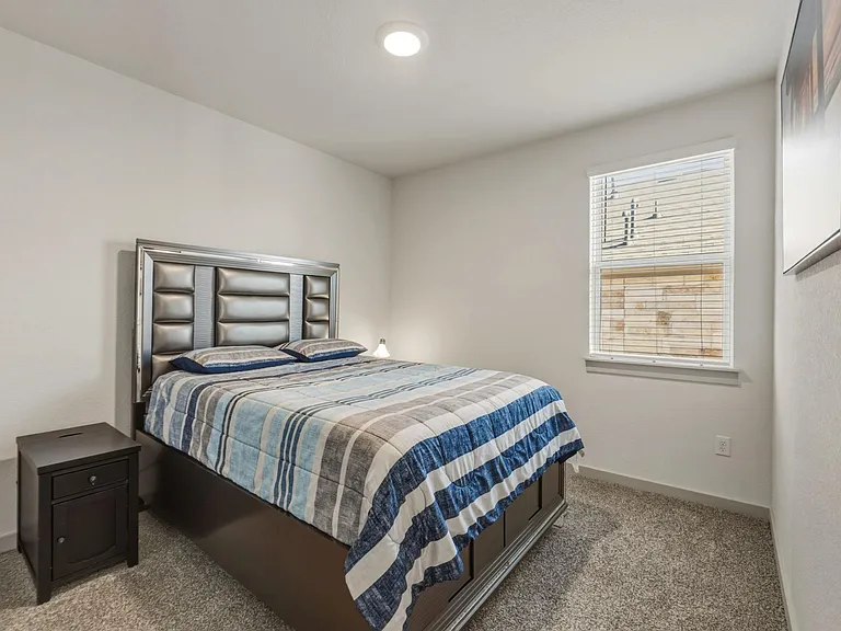 1640 Flying Horseshoe Bnd — Photo 32
