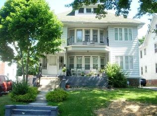 3227 E Overlook Rd, Cleveland Heights, OH 44118