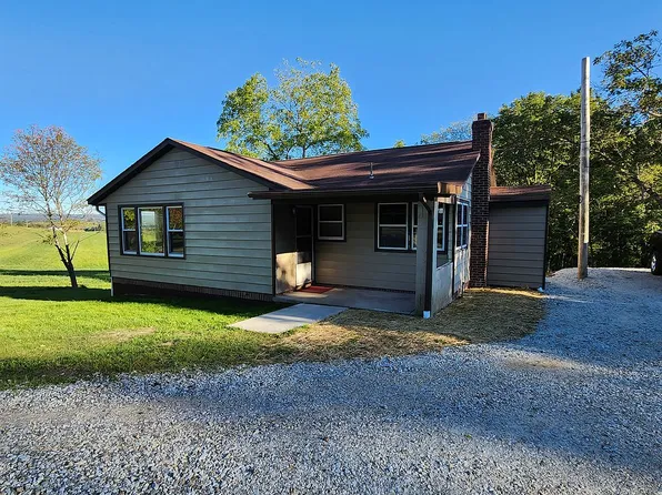 551 Seanor Rd, Windber, PA 15963