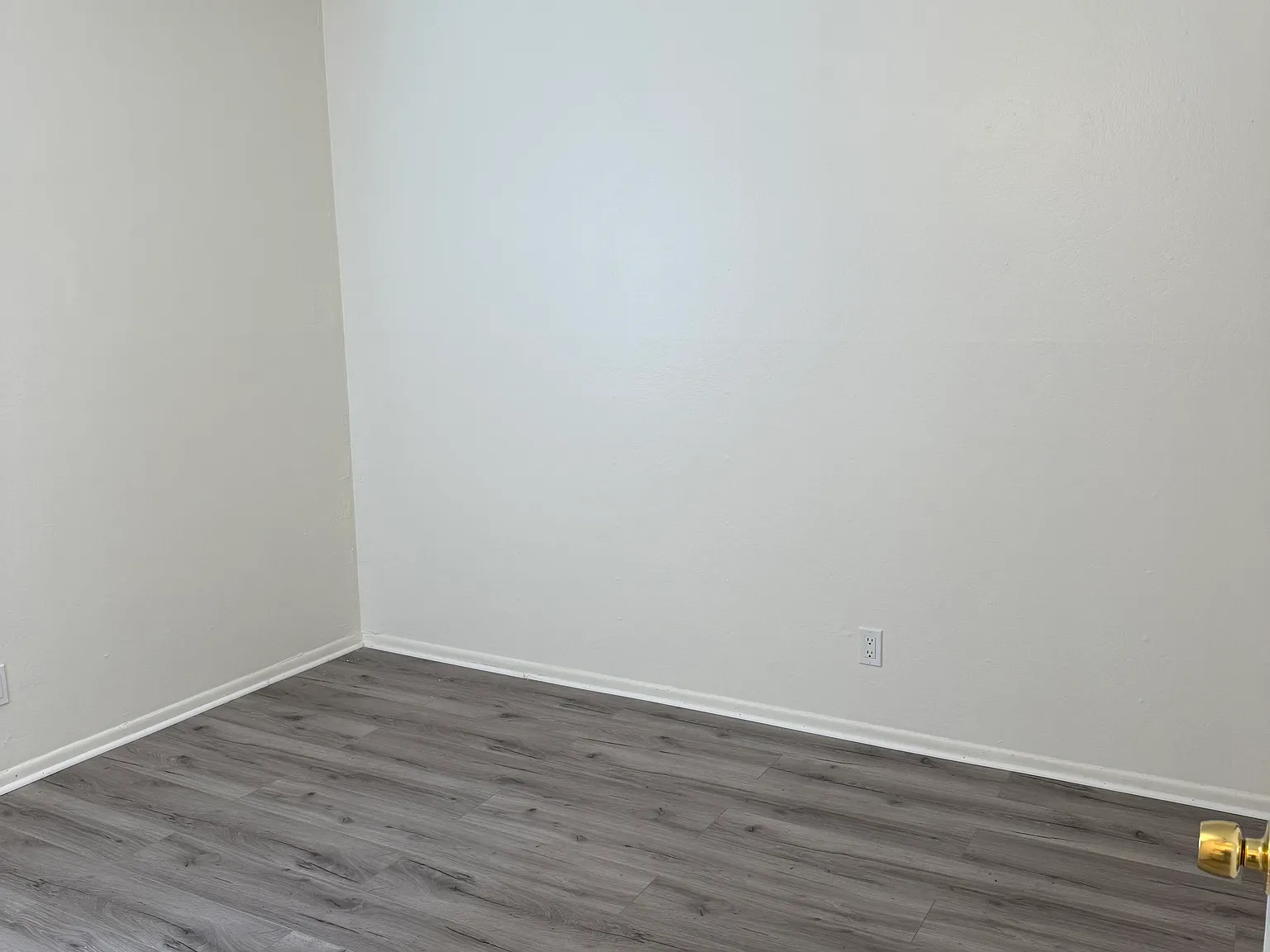 1 bed, 500 sqft, $1,600 — Photo 4