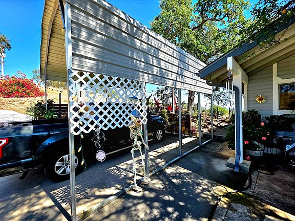 4th image of 29657 Lilley Mountain Ln