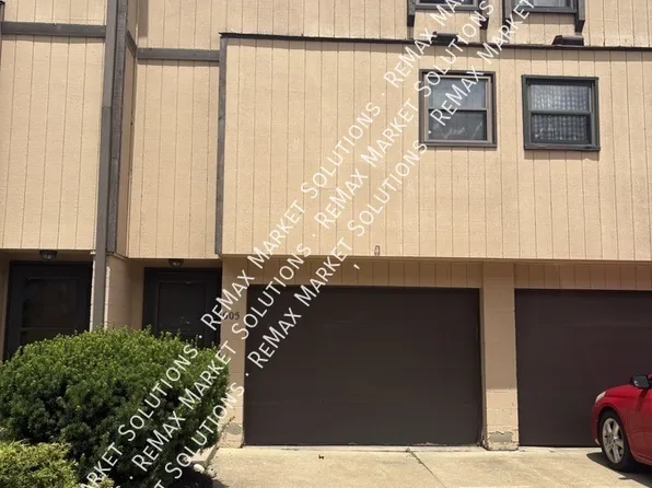 605 Center Ave, Cuyahoga Falls, OH 44221