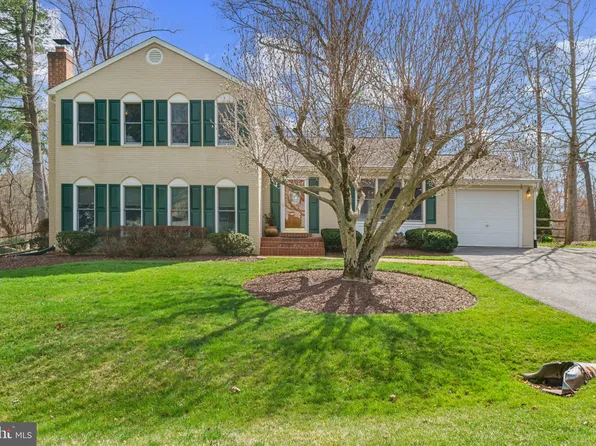 17705 Overwood Dr, Olney, MD 20832