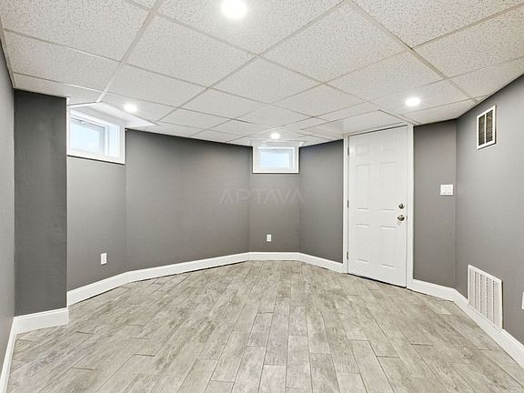 3rd image of 547 Broadway #1B