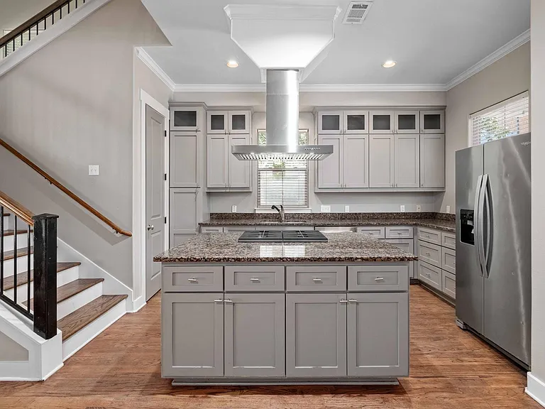 2309A Longview St #A — Photo 2
