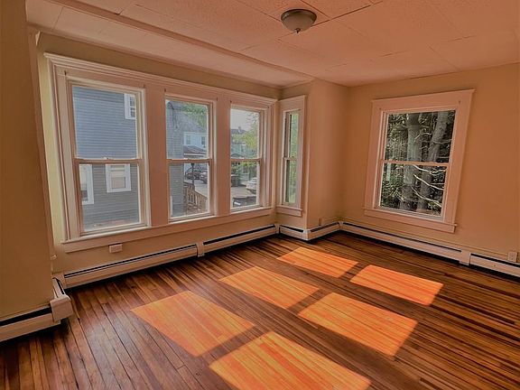 2nd image of 15-17 Boylston St