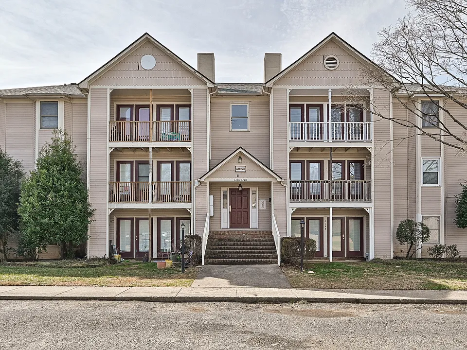 6156 Meadow Rose Ln