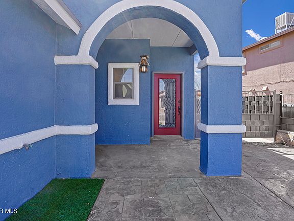 3rd image of 14032 Tierra Vergel Dr