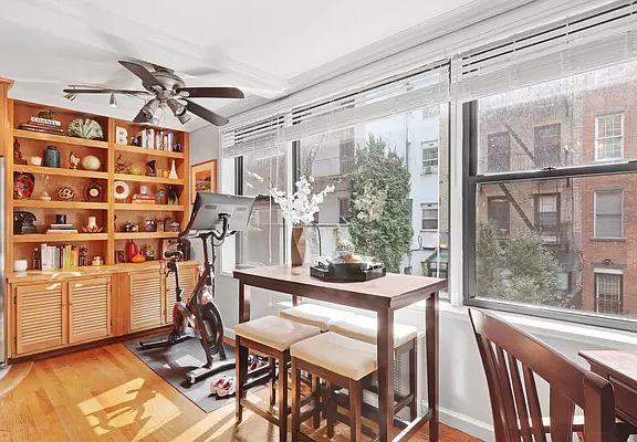 3rd image of 342 E 53rd St APT 2E