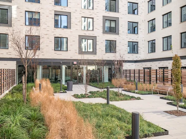 350 Clarkson Avenue image 10 of 12