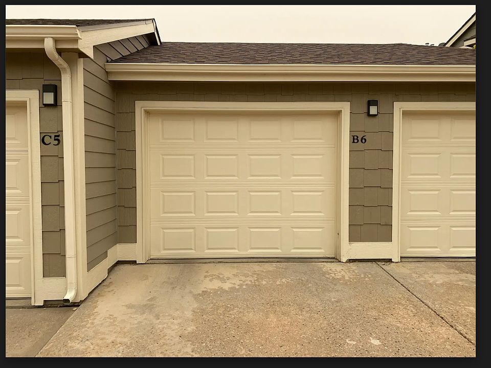 Single car garage