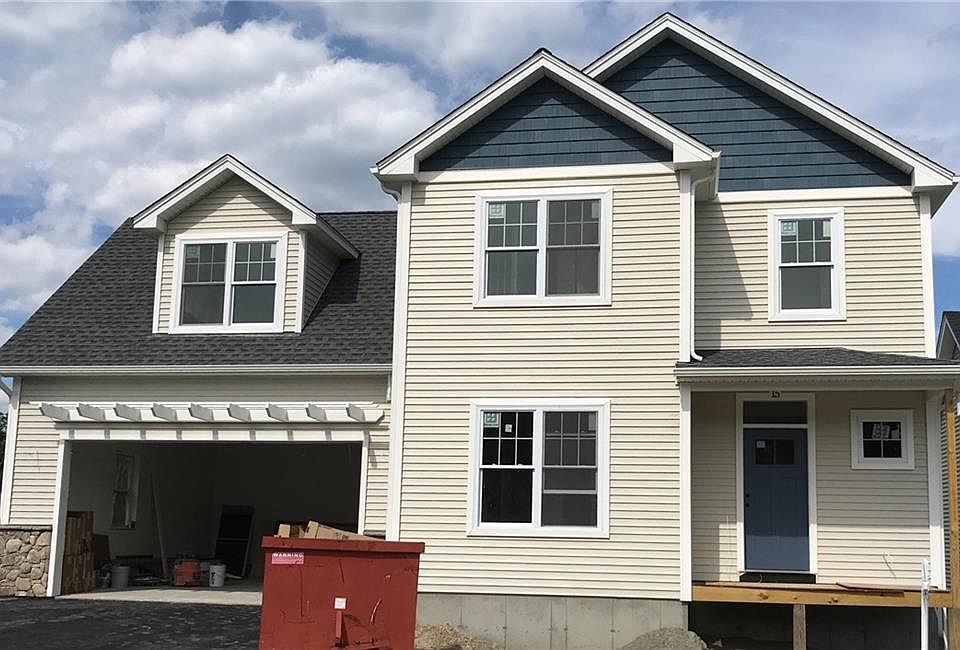 1st image of 15 Ipswich Blvd N