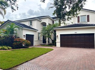 3933 E Hibiscus St, Weston, FL 33332