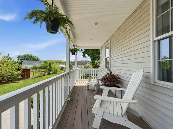 11 Macarthur Blvd #B, Danvers, MA 01923