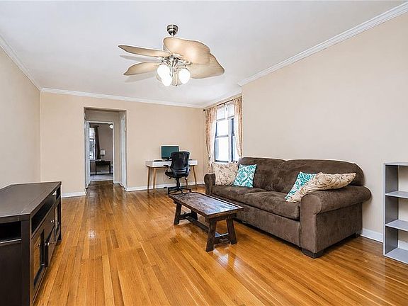 5th image of 25 Oliver St APT 4A