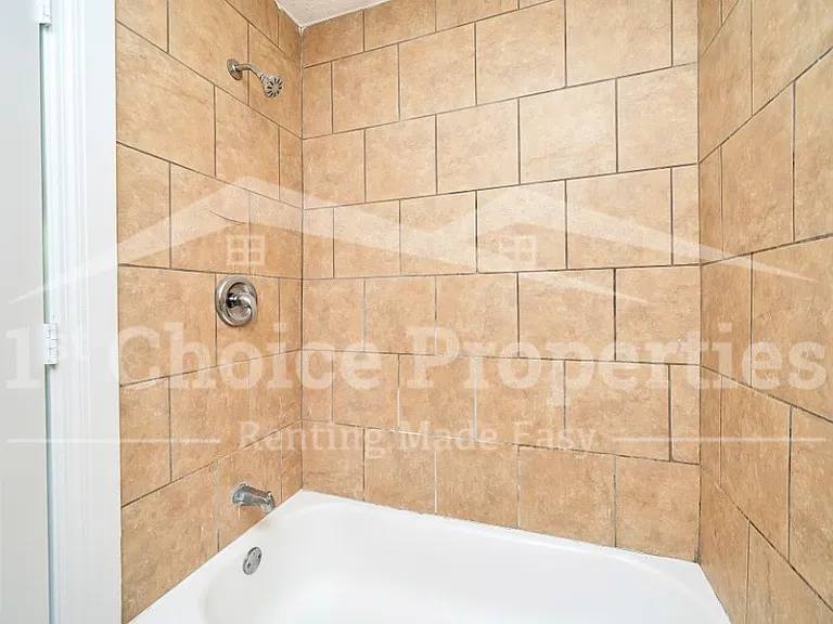 25 Kendall Ave — Photo 9