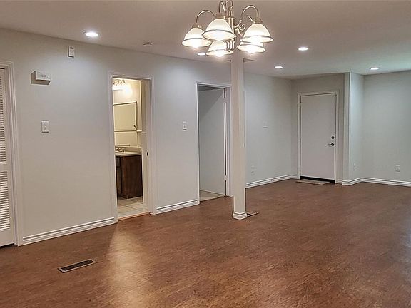 4th image of 3749 High Vista Dr