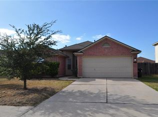 105 Musselman Ct, Hutto, TX 78634