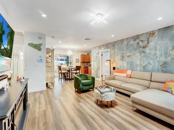 661 Eagle Circle, Delray Beach, FL 33444