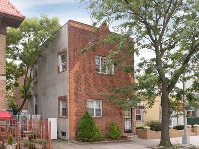 826 Caton Ave, Brooklyn, NY, 11218