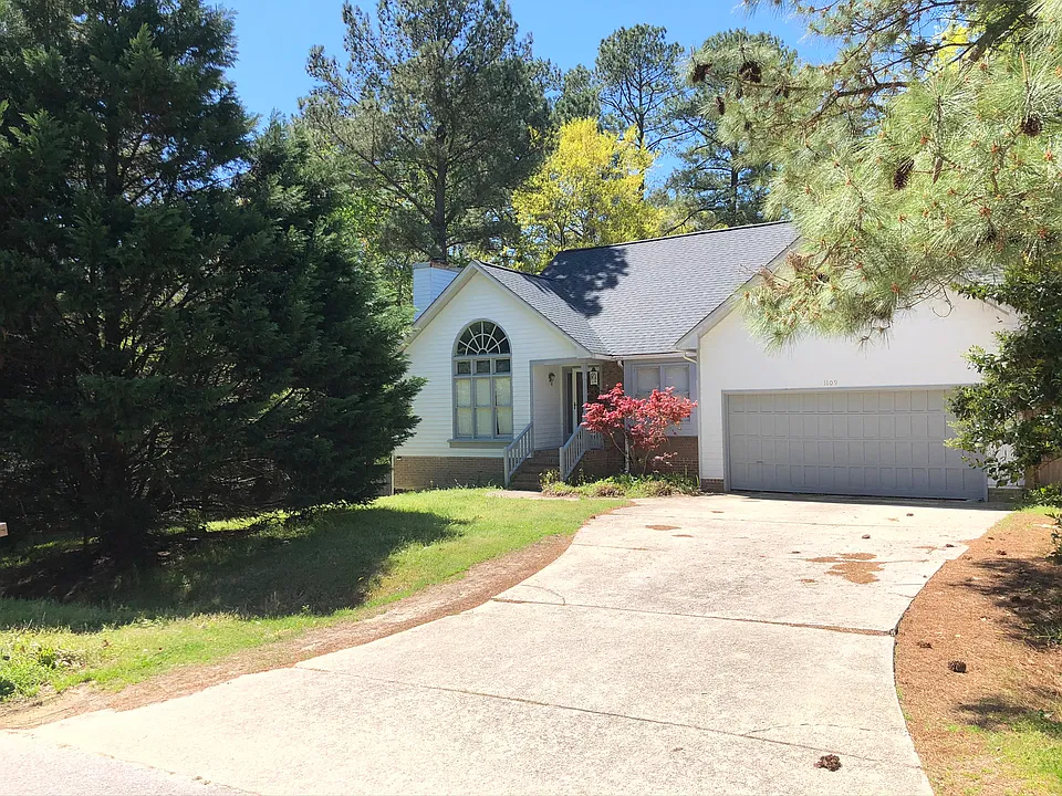 1109 Penselwood Dr