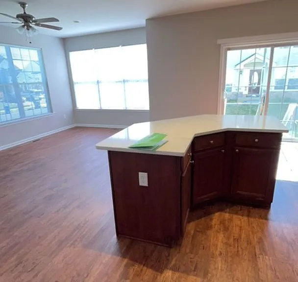 The Apartments At Weatherby — Photo 29