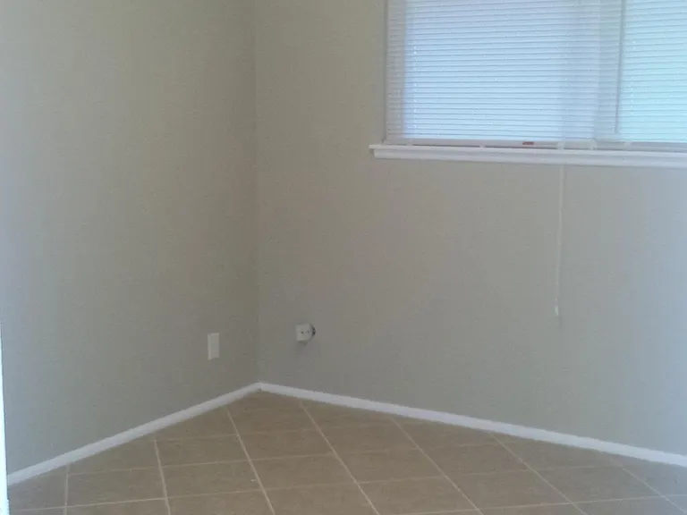 3015 Woodcliffe St — Photo 13